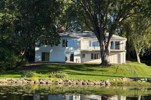 4900 Killarney Dr, Golden Valley, MN 55422 - Photo 3