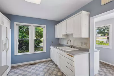 333 8th Avenue N, Hopkins, MN 55343 - Photo 9