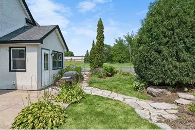333 8th Avenue N, Hopkins, MN 55343 - Photo 23