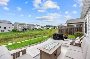 8025 Walnut Ln, Corcoran, MN 55340 - Photo 7