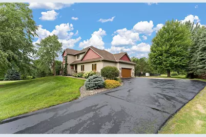 23140 Grandview Way, Lakeville, MN 55044 - Photo 3