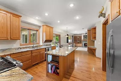 23140 Grandview Way, Lakeville, MN 55044 - Photo 17