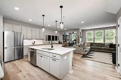 4864 Avery Court, Eagan, MN 55123 - Photo 5