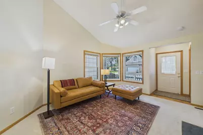 1744 Maple Court, Falcon Heights, MN 55113 - Photo 5
