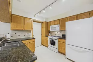 1744 Maple Court, Falcon Heights, MN 55113 - Photo 11