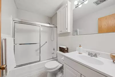 9141 Highway 55 #101, Golden Valley, MN 55427 - Photo 17