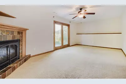 4075 Valentine Crest Road, Arden Hills, MN 55112 - Photo 5