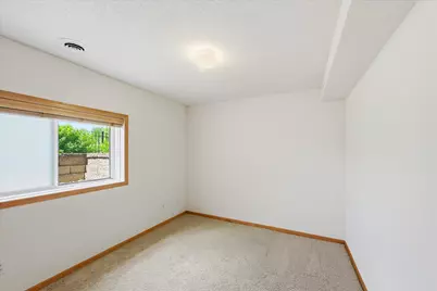 8262 Labont Way #5, Eden Prairie, MN 55344 - Photo 25