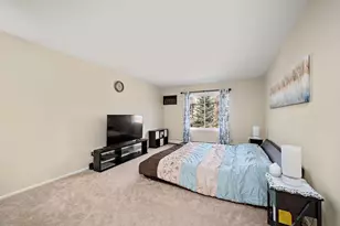 10211 Cedar Lake Rd, Minnetonka, MN 55305 - Photo 7