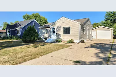 808 5th Street NE, Staples, MN 56479 - Photo 1