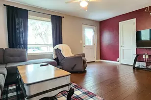 808 5th St NE, Staples, MN 56479 - Photo 9