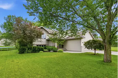 1210 E Baker Street, Saint Joseph, MN 56374 - Photo 3