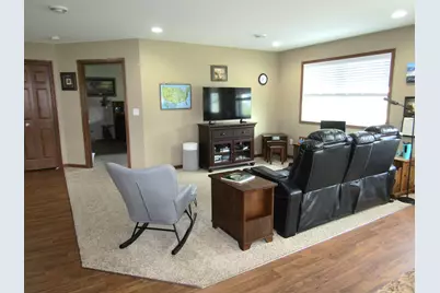 239 Mooney Circle, Granite Falls, MN 56241 - Photo 9