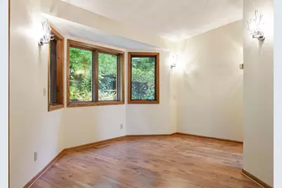 5546 Village Drive, Edina, MN 55439 - Photo 7