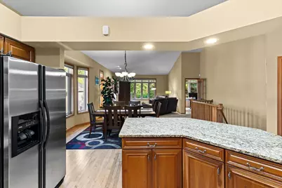 14021 45th Avenue N, Plymouth, MN 55446 - Photo 7