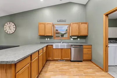 909 Jonathan Lane, La Crescent, MN 55947 - Photo 15