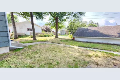 437 7th Street NE, Staples, MN 56479 - Photo 5