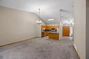 27699 Woodland Dr, Chisago City, MN 55013 - Photo 15