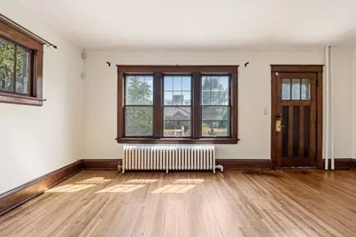 1303 Sherburne Avenue, Saint Paul, MN 55104 - Photo 7