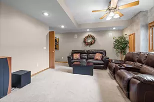 12101 Jasper Ln, Eden Prairie, MN 55347 - Photo 47