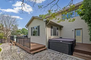 12101 Jasper Ln, Eden Prairie, MN 55347 - Photo 59