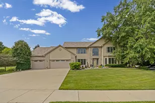 12101 Jasper Ln, Eden Prairie, MN 55347 - Photo 3