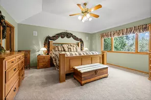 12101 Jasper Ln, Eden Prairie, MN 55347 - Photo 31