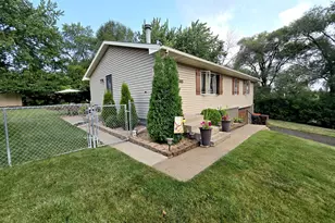 7335 Clayton Ave, Inver Grove Heights, MN 55076 - Photo 11