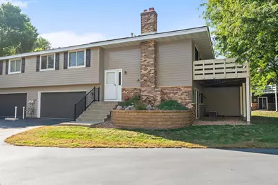11236 Vessey Circle, Bloomington, MN 55437 - Photo 5