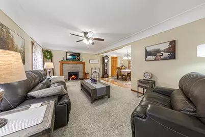 302 W Douglas Street, Arlington, MN 55307 - Photo 7