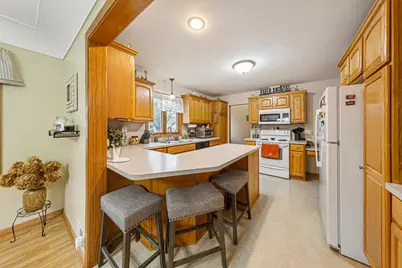 302 W Douglas Street, Arlington, MN 55307 - Photo 13