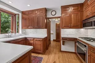 2825 Brookwood Terrace, Minneapolis, MN 55410 - Photo 3