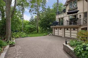 2825 Brookwood Terrace, Minneapolis, MN 55410 - Photo 33