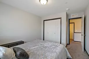 7106 Calumet Ct, Savage, MN 55378 - Photo 11
