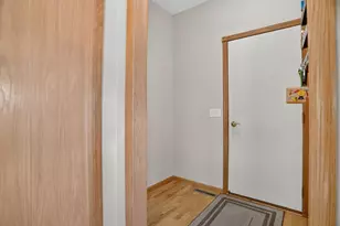 658 4th Ave NW, New Brighton, MN 55112 - Photo 23