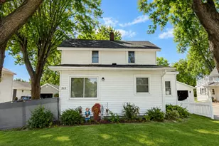 215 Buchannon St N, Waterville, MN 56096 - Photo 1