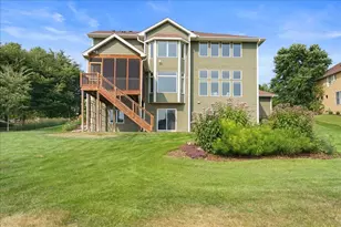 10614 Maple Blvd, Woodbury, MN 55129 - Photo 59
