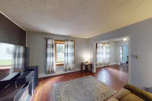207 1st Ave NE, Geneva, MN 56035 - Photo 3