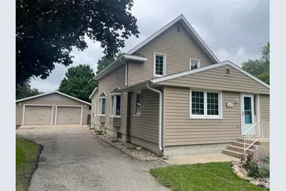 207 1st Avenue NE, Geneva, MN 56035 - Photo 1
