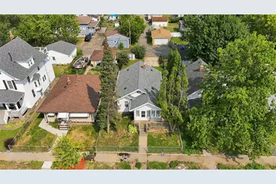 1006 Earl Street, Saint Paul, MN 55106 - Photo 1