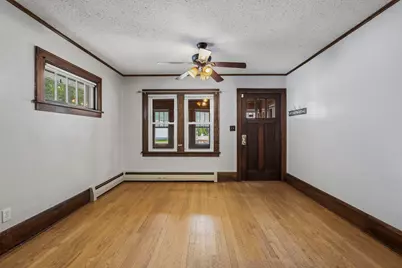 1006 Earl Street, Saint Paul, MN 55106 - Photo 3