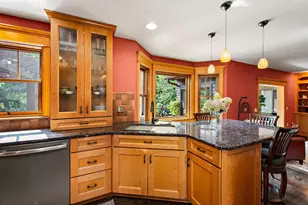12155 Gantry Ln, Apple Valley, MN 55124 - Photo 13