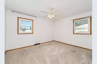 6231 Quail Avenue N, Brooklyn Center, MN 55429 - Photo 17