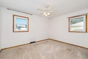 6231 Quail Ave N, Brooklyn Center, MN 55429 - Photo 17