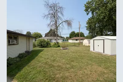 6231 Quail Avenue N, Brooklyn Center, MN 55429 - Photo 5