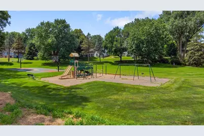 12738 Gordon Drive, Eden Prairie, MN 55346 - Photo 47