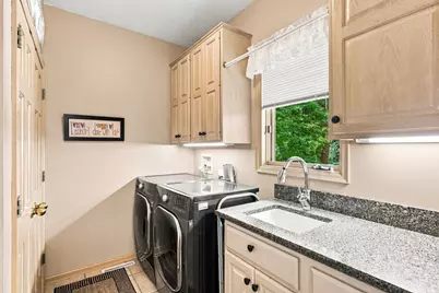 10904 Chatham Court S, Burnsville, MN 55337 - Photo 37