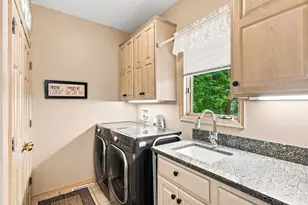 10904 Chatham Ct S, Burnsville, MN 55337 - Photo 37