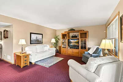 10904 Chatham Court S, Burnsville, MN 55337 - Photo 45