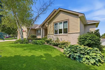 10904 Chatham Court S, Burnsville, MN 55337 - Photo 3